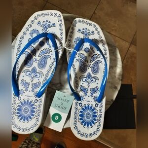 Shade & Shore Blue & WhiteSandals $FREE$ W/25$Purchase!